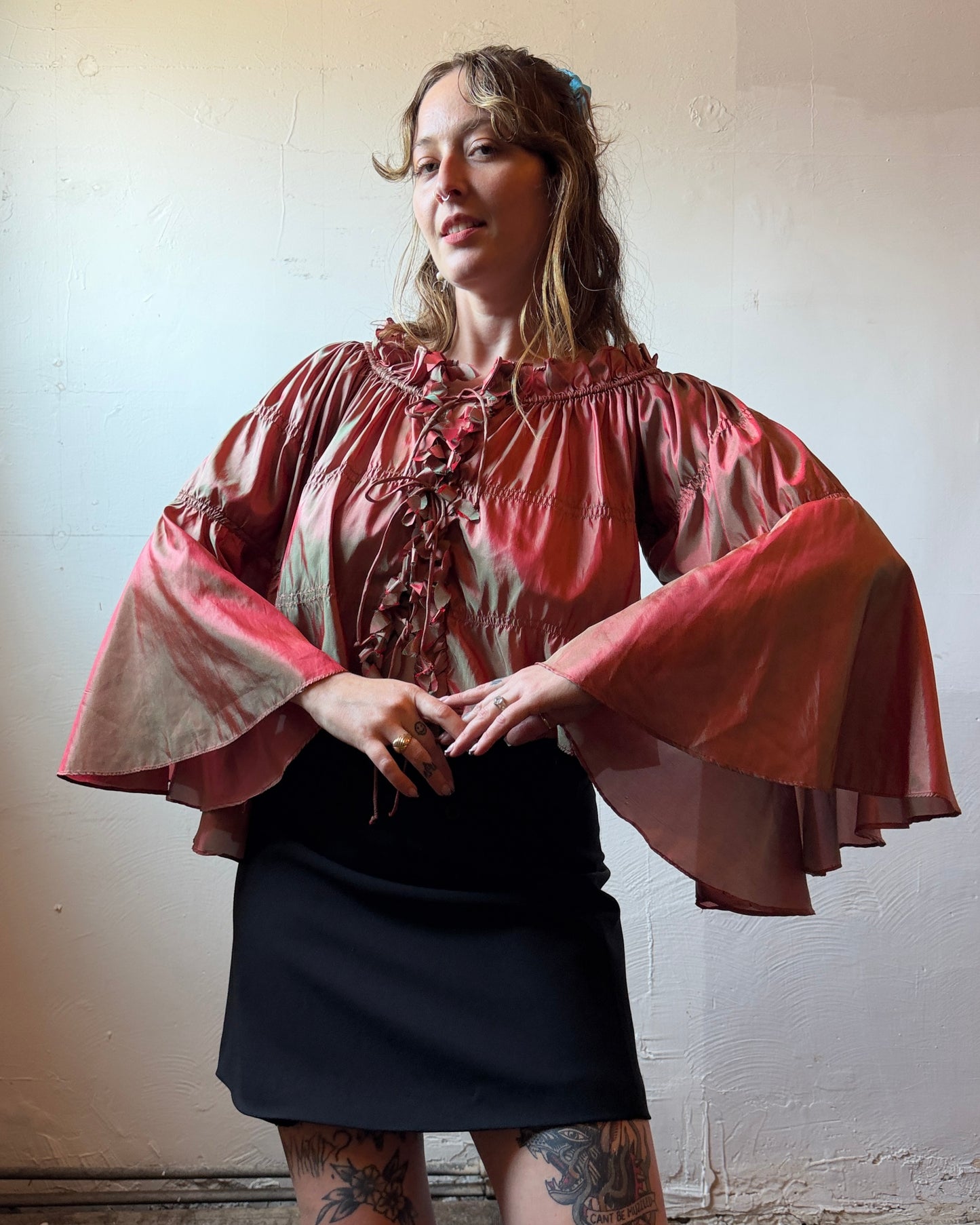 00s Iridescent Trumpet Sleeve Fairy Blouse [L/XL]