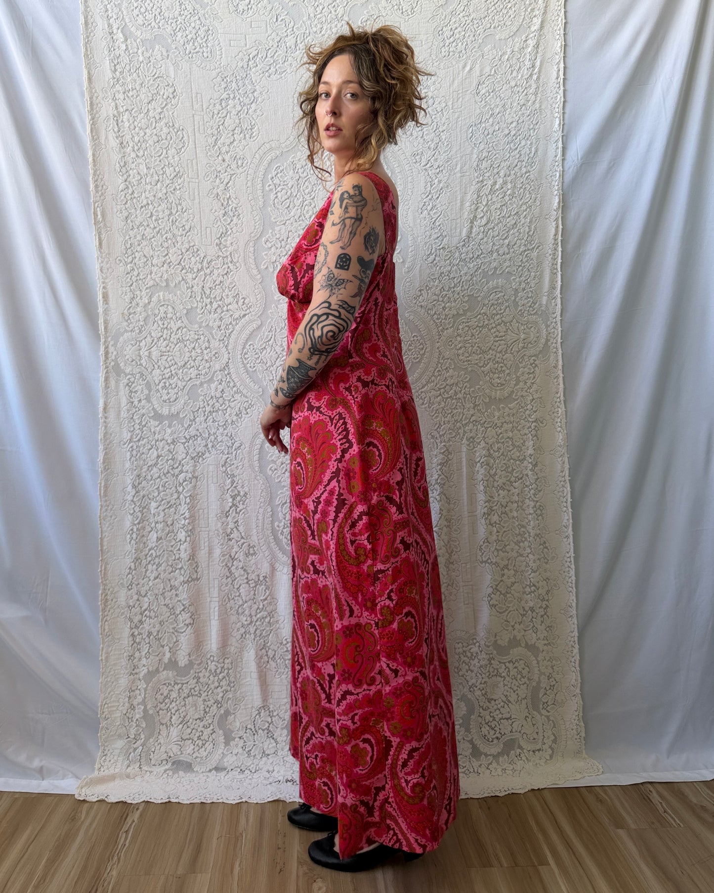 70s Pink Paisley Maxi Dress [L]