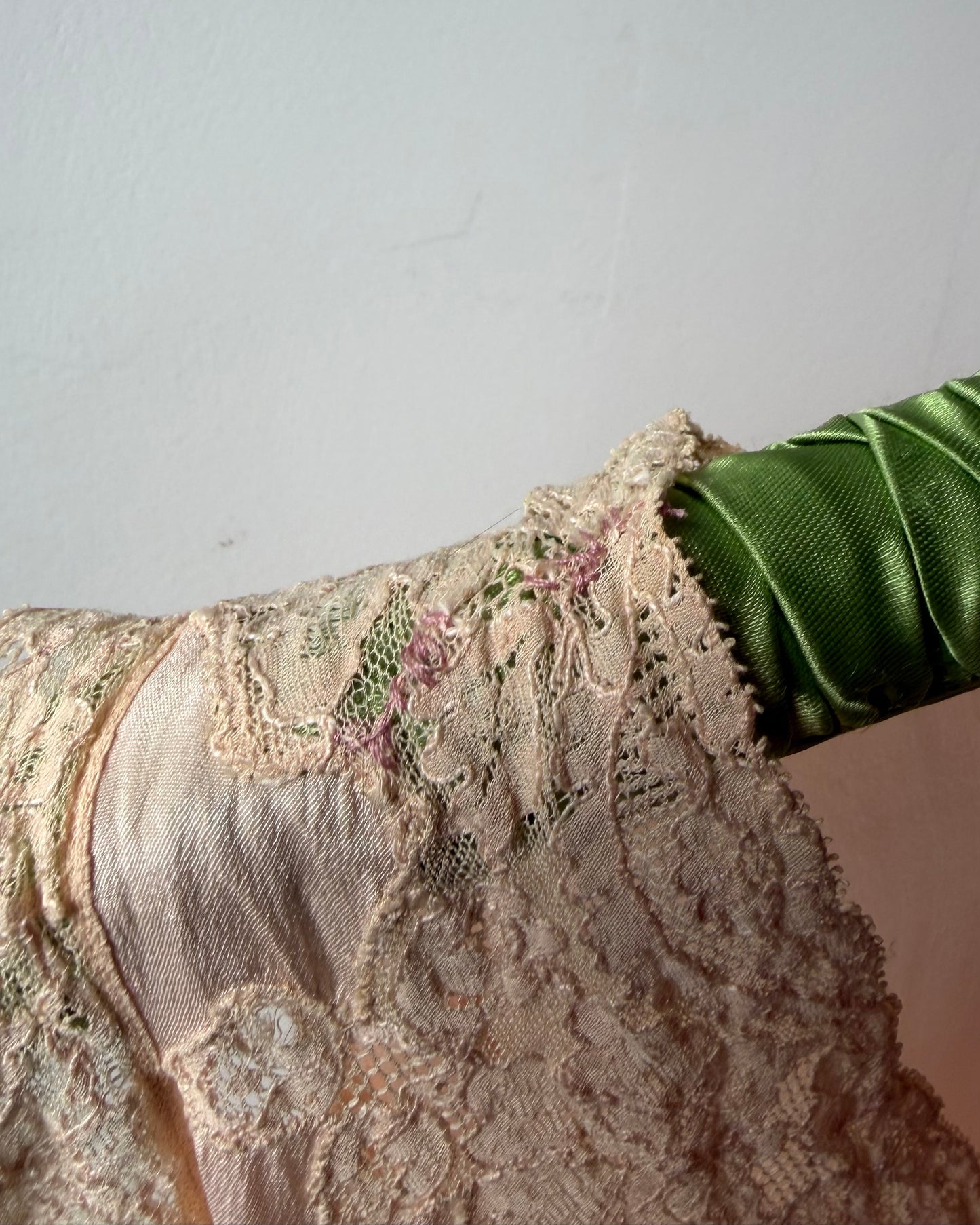 30s Silk Lace Boudoir Blouse [L]