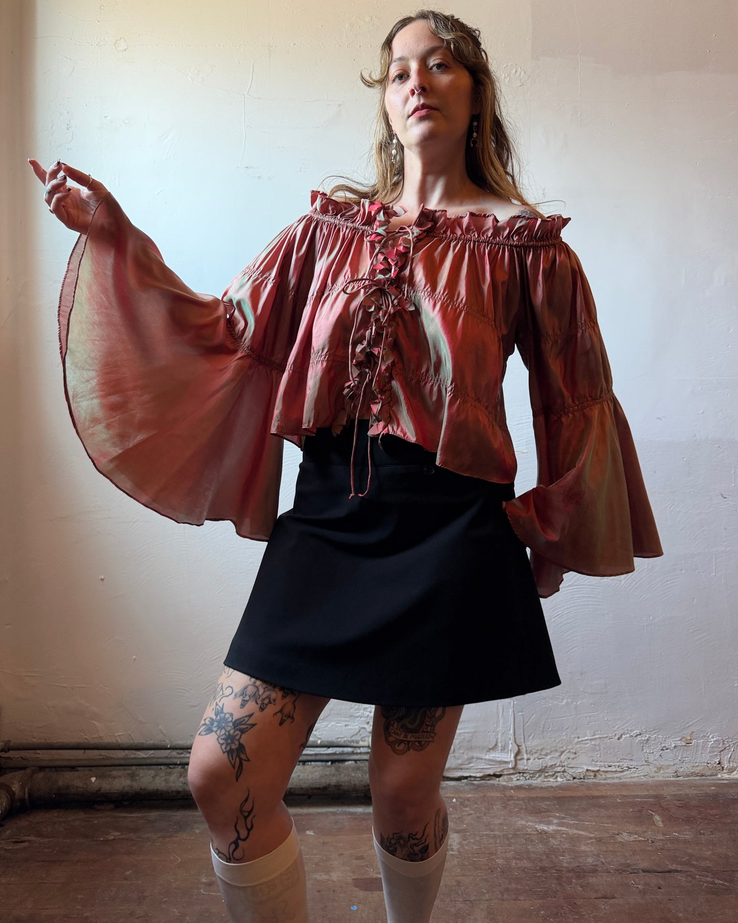 00s Iridescent Trumpet Sleeve Fairy Blouse [L/XL]