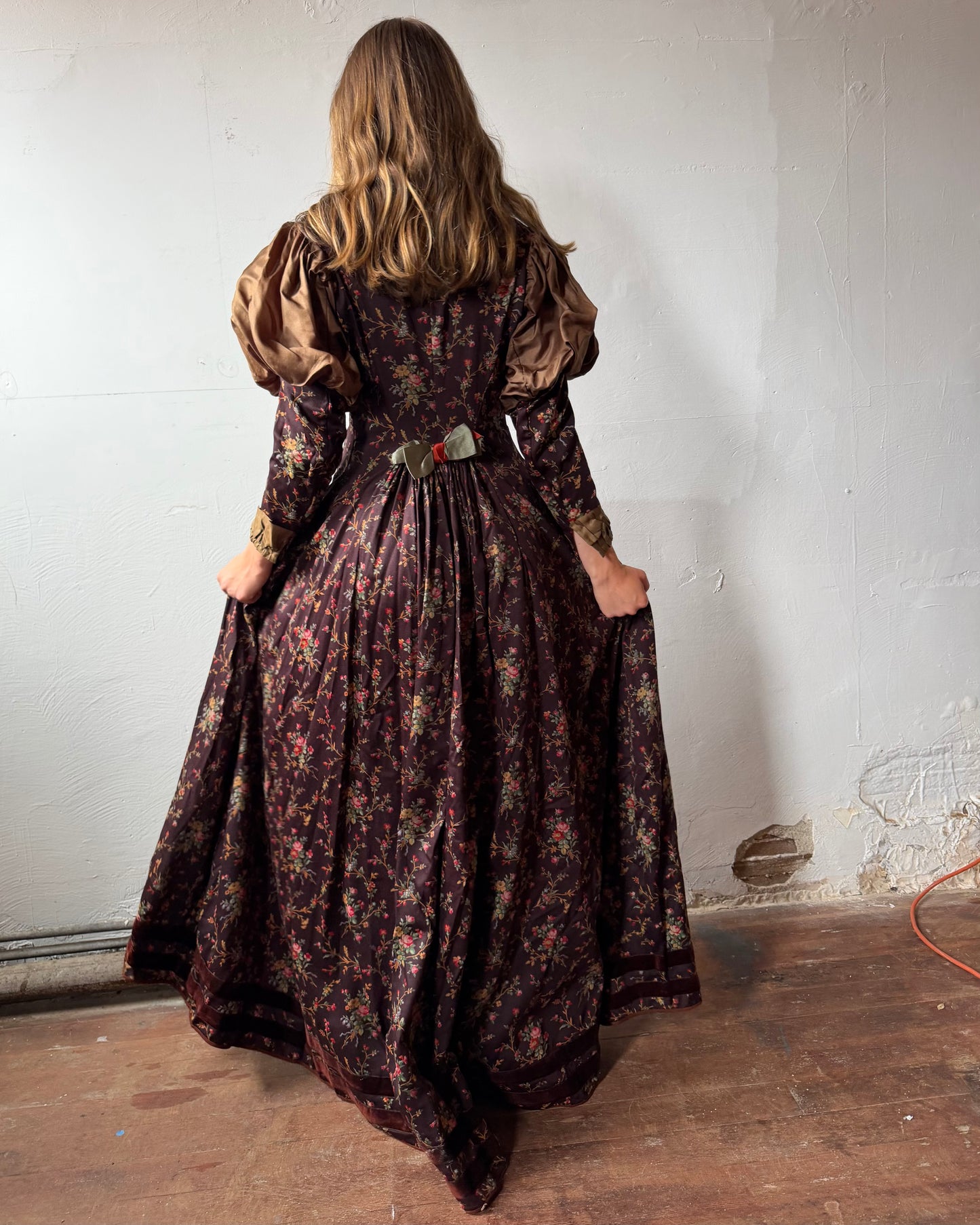 Victorian Silk Gigot Sleeve Floral Wool Dress [S]