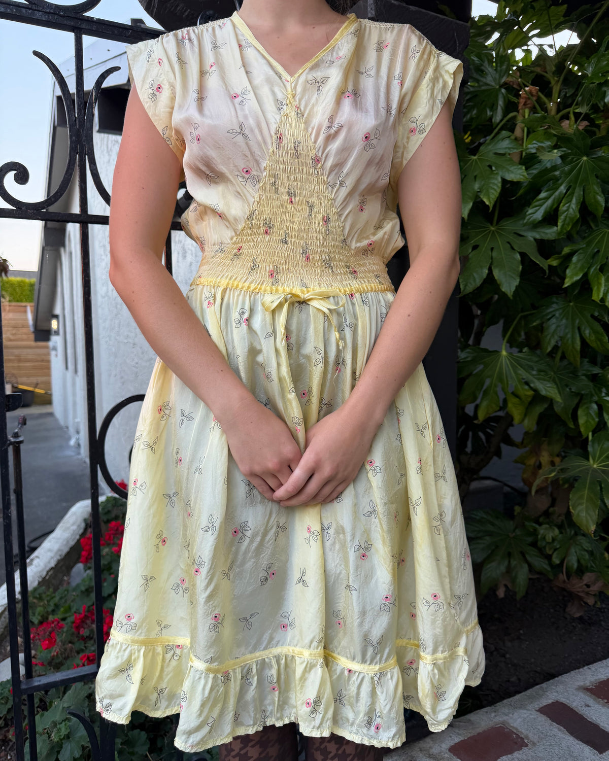 40s Yellow Rosebud Smocked Midi Dress [S-L]