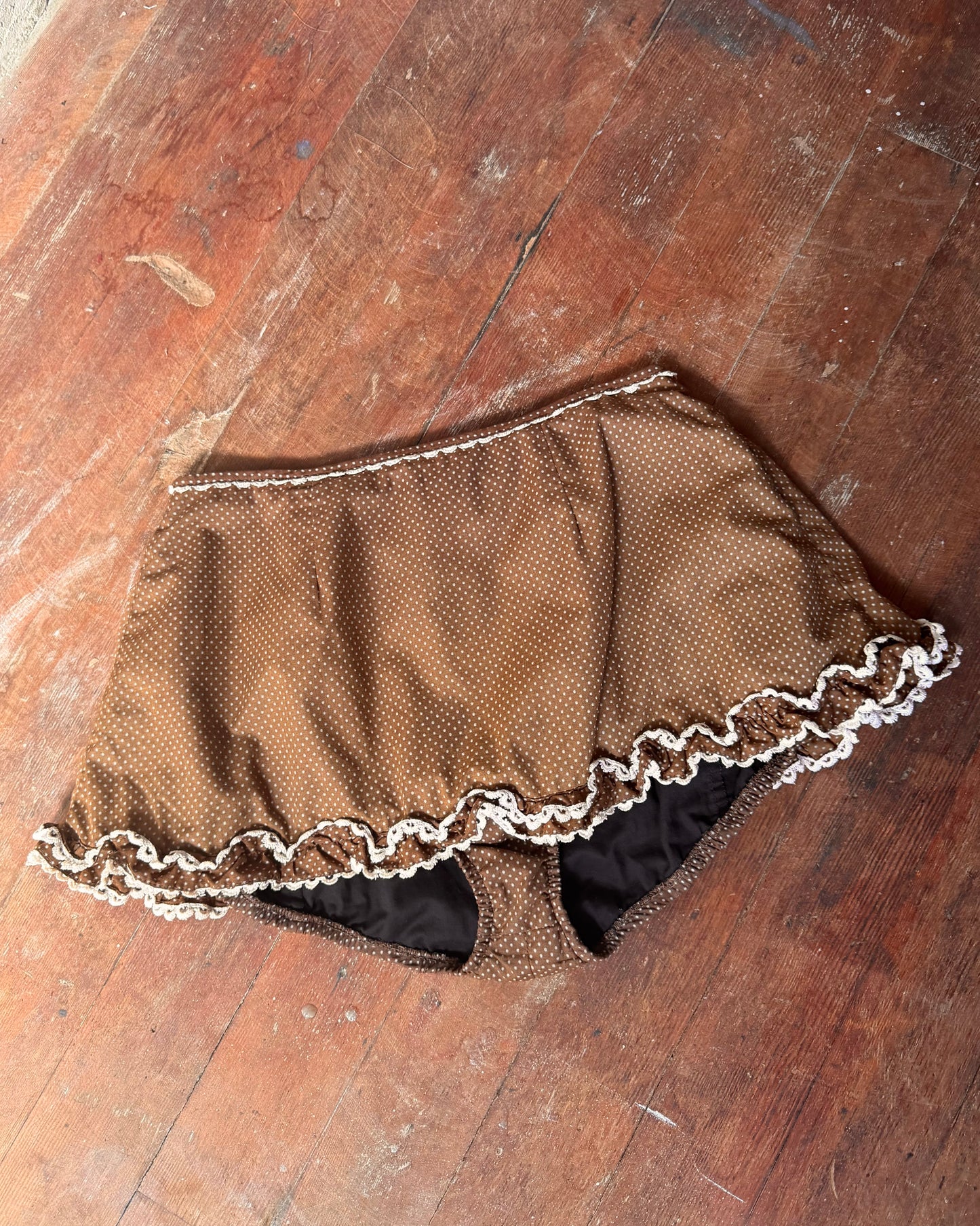60s Bobbie Brooks Swiss Dot Play Skort [28”]