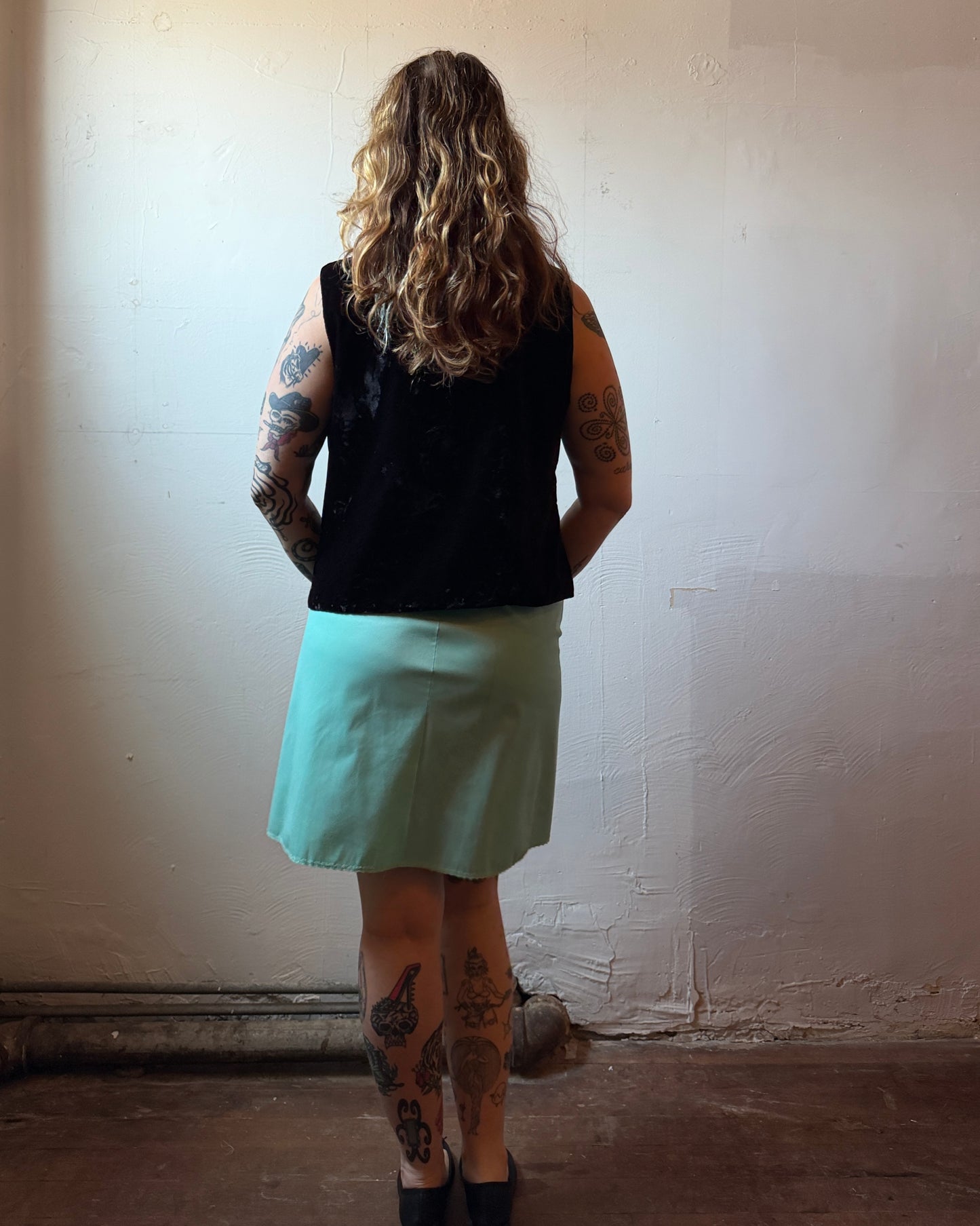 90s does 70s Renaissance Revival Velvet Buckle Vest [L/XL]