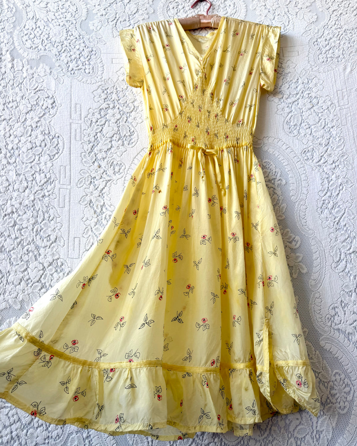 40s Yellow Rosebud Smocked Midi Dress [S-L]