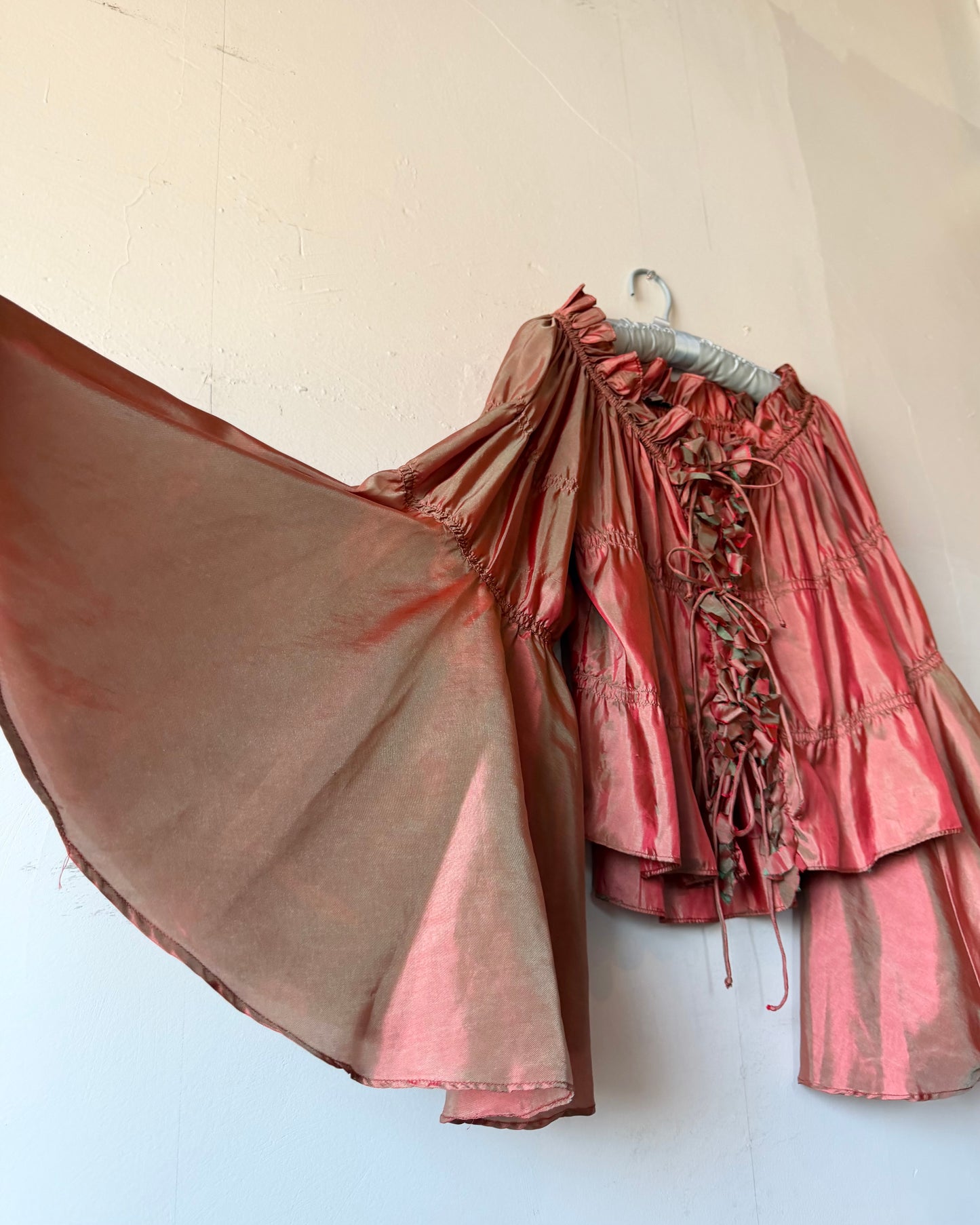 00s Iridescent Trumpet Sleeve Fairy Blouse [L/XL]
