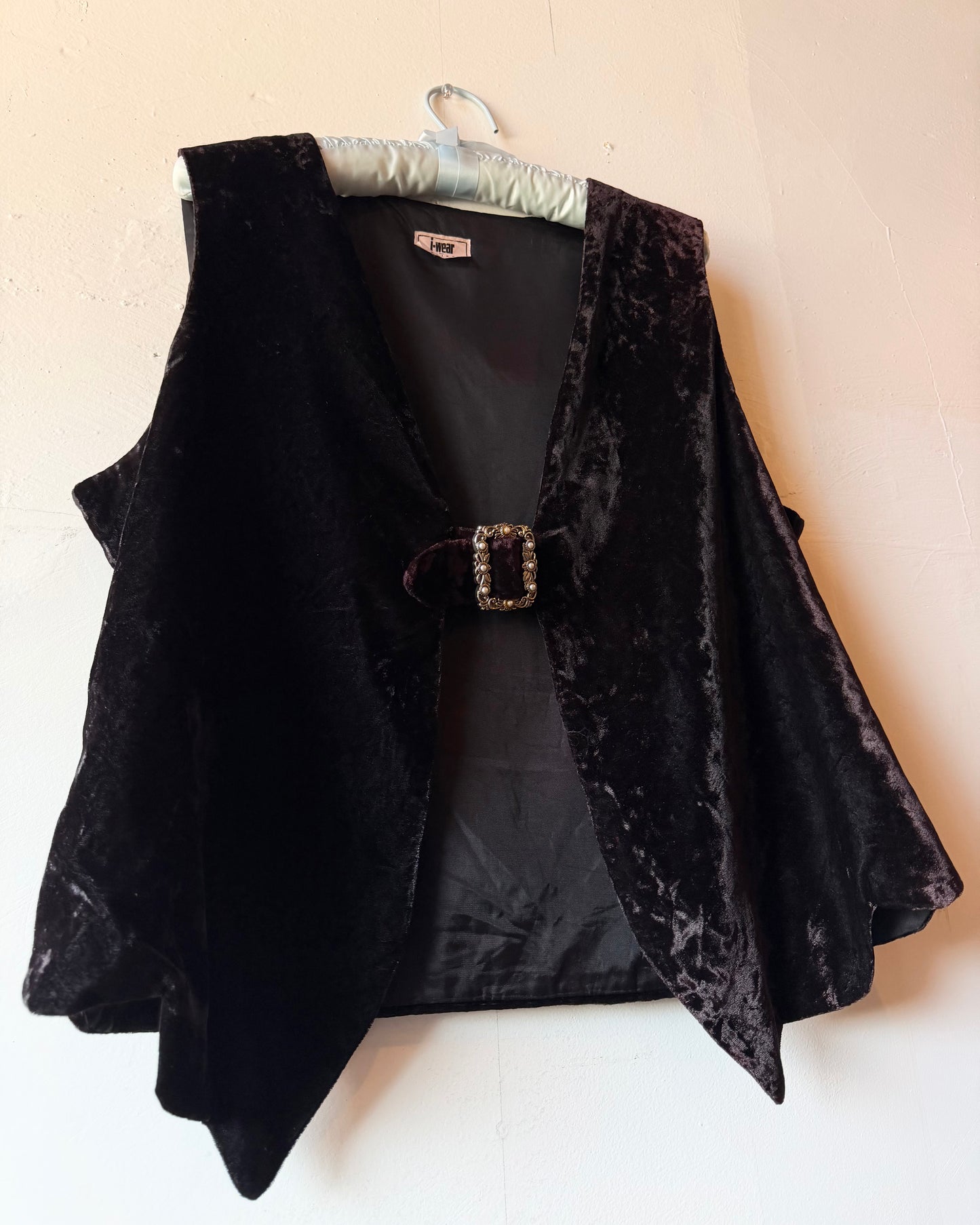 90s does 70s Renaissance Revival Velvet Buckle Vest [L/XL]