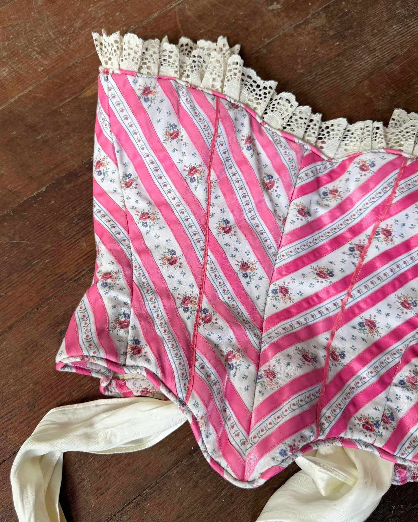 70s Floral Ribbon Corset [XS/S]