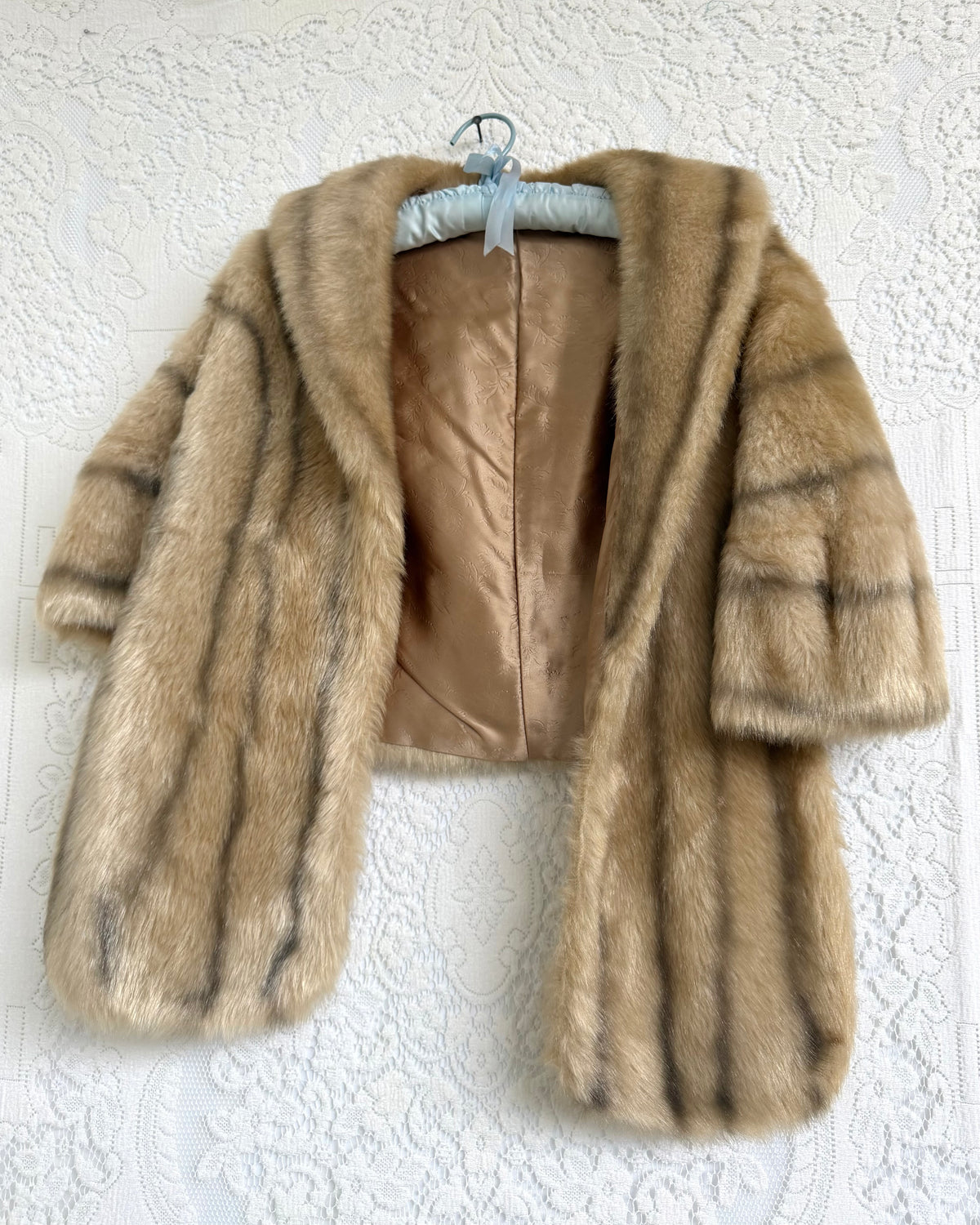 70s Blonde Faux Fur Stole [OSFM]