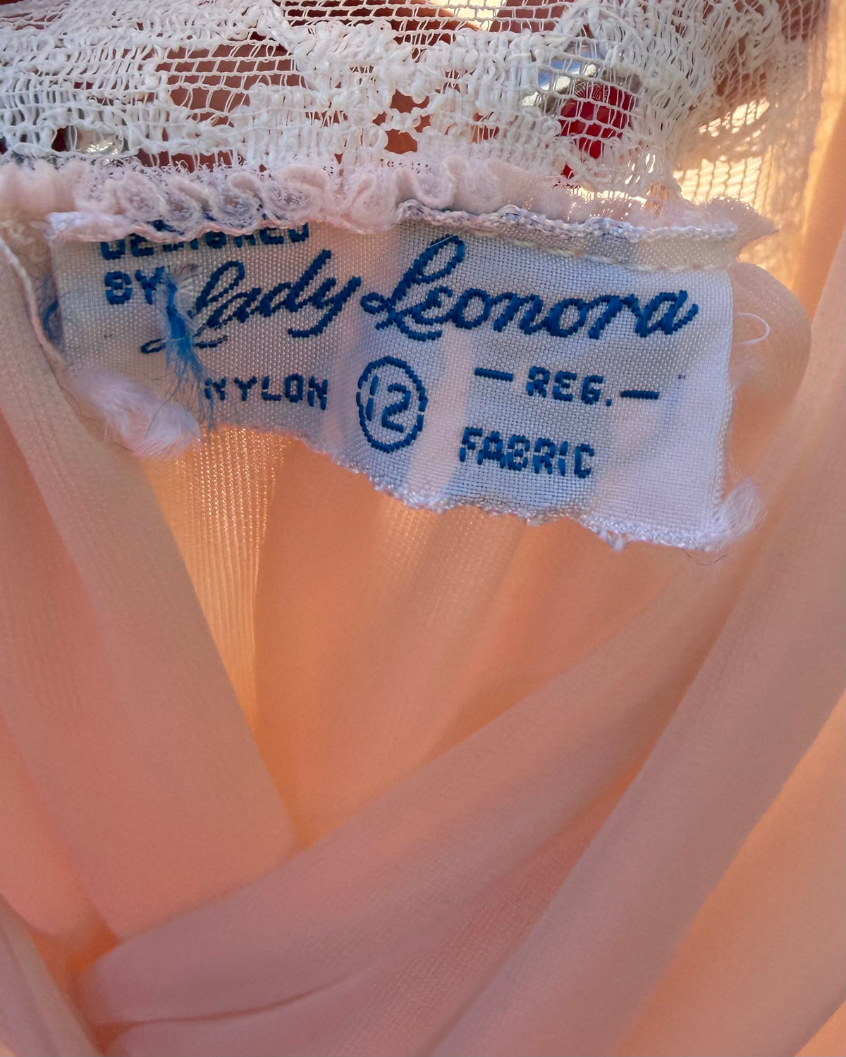 60s Lady Leonora Pink Lace Peignoir Set [S/M]